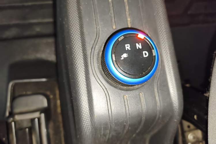Used Wuling Hongguang MINIEV 2020 Freedom Version Lithium Iron Phosphate Gear Lever