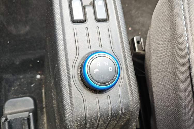 Used Wuling Hongguang MINIEV 2020 Freedom Version Lithium Iron Phosphate Gear Lever