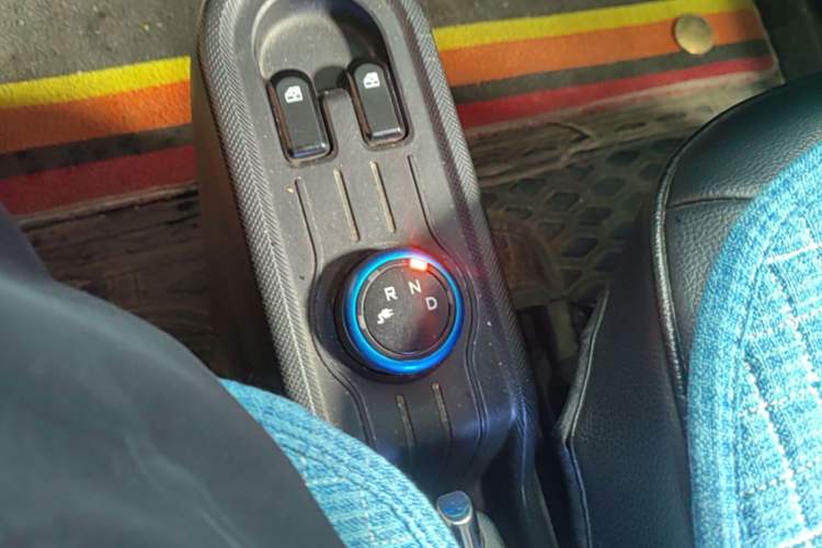 Used Wuling Hongguang MINIEV 2020 Freedom Version Lithium Iron Phosphate Gear Lever