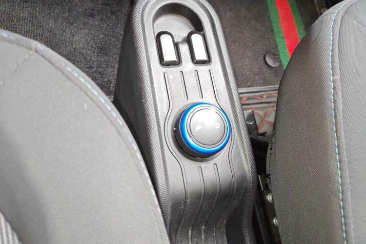 Used Wuling Hongguang MINIEV 2020 Zizai Version Lithium-NMC Gear Lever