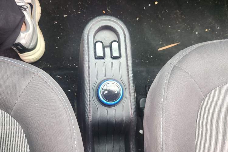 Used Wuling Hongguang MINIEV 2020 Enjoy Edition Lithium-Ion Battery Gear Lever