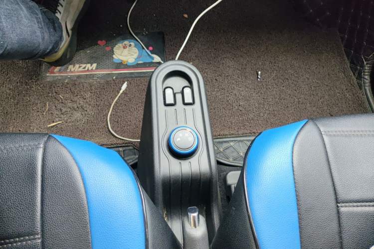 Used Wuling Hongguang MINIEV 2020 Zizai Version Lithium-NMC Gear Lever