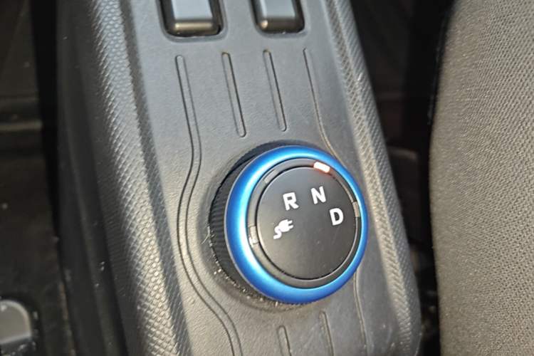 Used Wuling Hongguang MINIEV 2020 Enjoyment Model Lithium Iron Phosphate Gear Lever