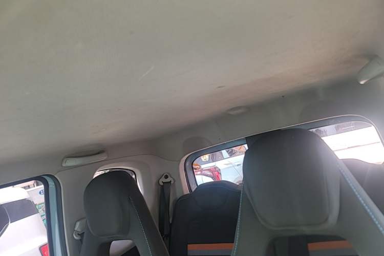Used Wuling Hongguang MINIEV 2020 Freedom Version Lithium Iron Phosphate Headliner