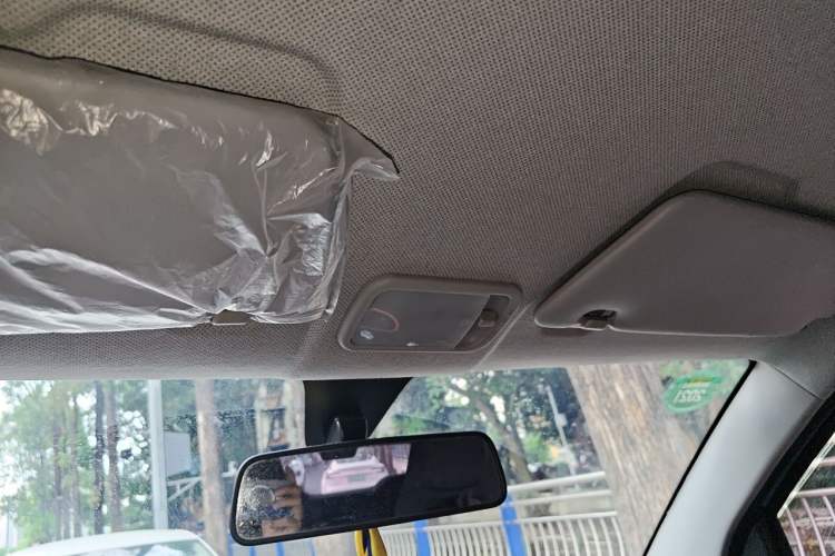 Used Wuling Hongguang MINIEV 2020 Zizai Version Lithium-NMC Headliner
