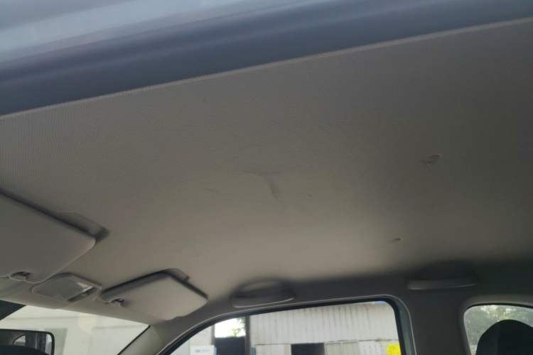 Used Wuling Hongguang MINIEV 2020 Freedom Version Lithium Iron Phosphate Headliner