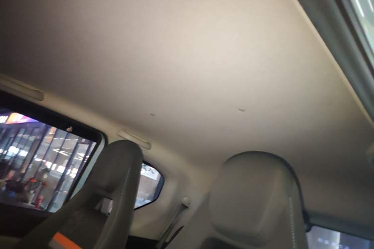 Used Wuling Hongguang MINIEV 2020 Enjoy Edition Lithium-Ion Battery Headliner