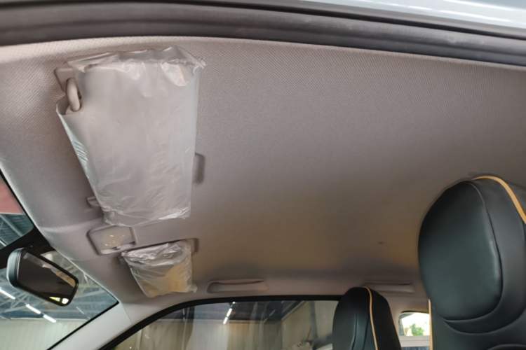 Used Wuling Hongguang MINIEV 2020 Enjoyment Model Lithium Iron Phosphate Headliner