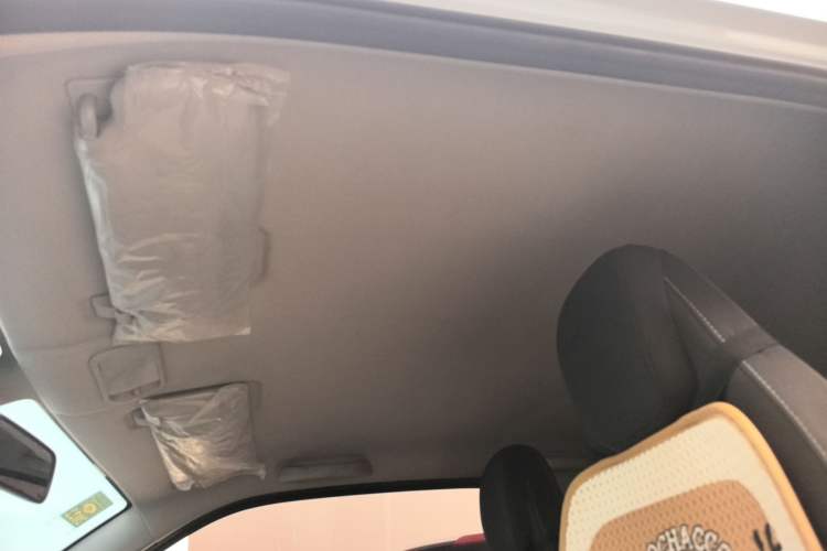 Used Wuling Hongguang MINIEV 2020 Enjoy Edition Lithium-Ion Battery Headliner