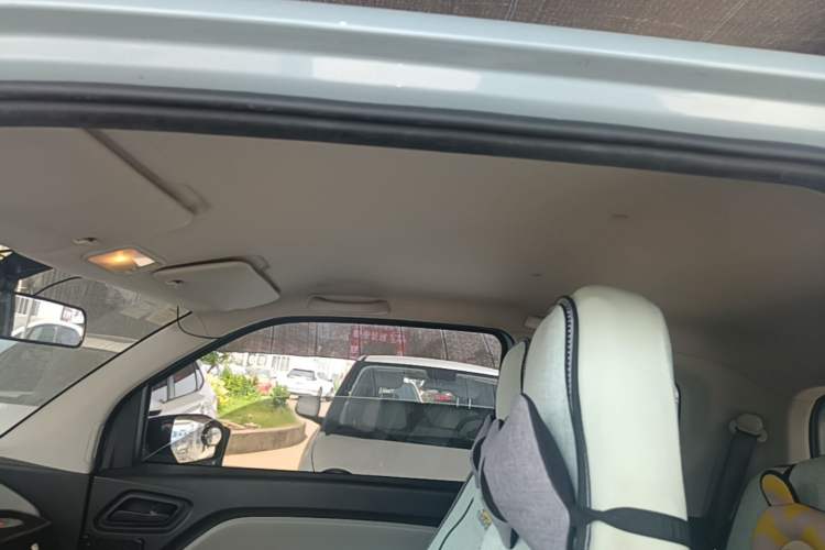 Used Wuling Hongguang MINIEV 2020 Freedom Version Lithium Iron Phosphate Headliner