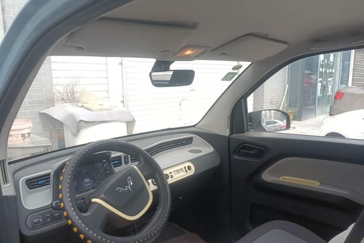 Used Wuling Hongguang MINIEV 2020 Enjoyment Model Lithium Iron Phosphate Headliner