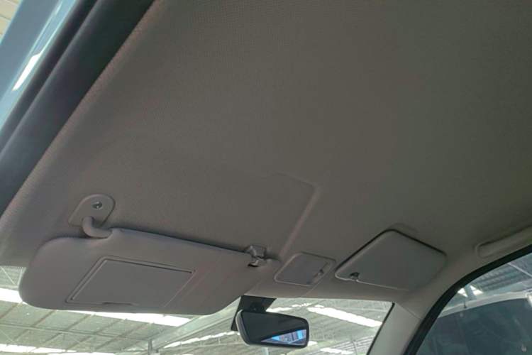 Used Wuling Hongguang MINIEV 2020 Freedom Version Lithium Iron Phosphate Headliner