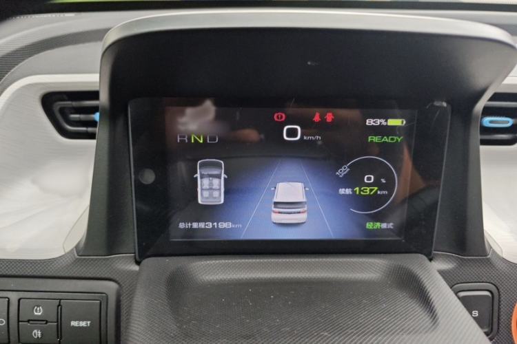Used Wuling Hongguang MINIEV 2020 Enjoyment Model Lithium Iron Phosphate Interior 1