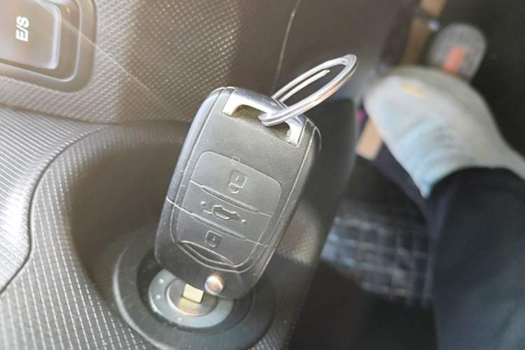 Used Wuling Hongguang MINIEV 2020 Zizai Version Lithium-NMC Interior 1