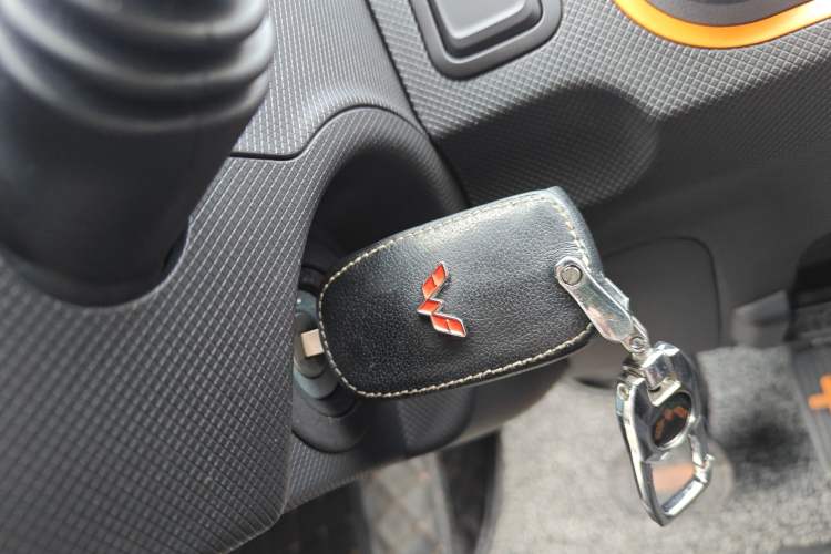 Used Wuling Hongguang MINIEV 2020 Freedom Version Lithium Iron Phosphate Interior 1