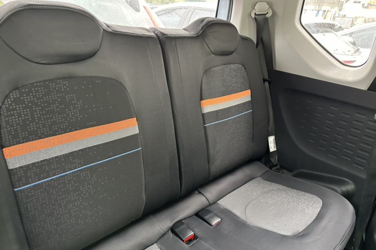 Used Wuling Hongguang MINIEV 2020 Enjoyment Model Lithium Iron Phosphate Interior 10