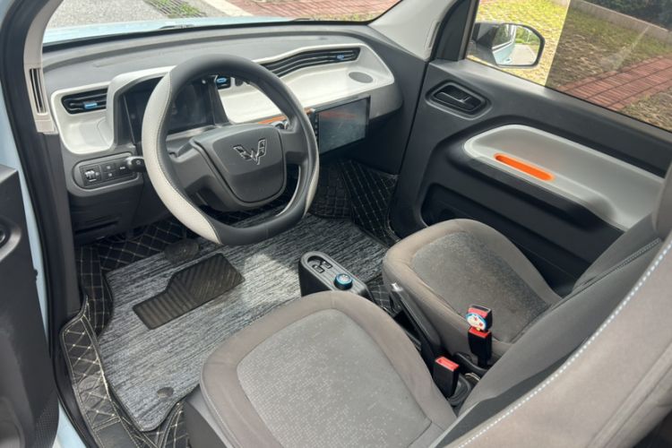 Used Wuling Hongguang MINIEV 2020 Enjoy Edition Lithium-Ion Battery Interior 3