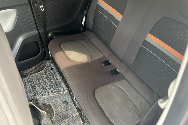 Used Wuling Hongguang MINIEV 2020 Enjoy Edition Lithium-Ion Battery Interior 4