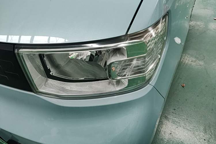 Used Wuling Hongguang MINIEV 2020 Freedom Version Lithium Iron Phosphate Left Front Headlight