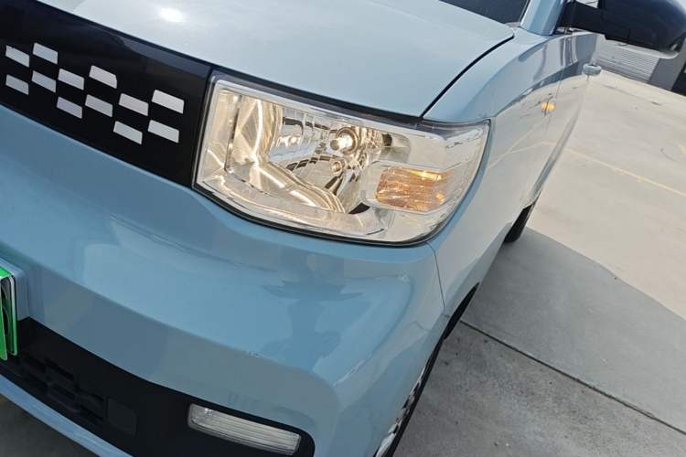 Used Wuling Hongguang MINIEV 2020 Freedom Version Lithium Iron Phosphate Left Front Headlight