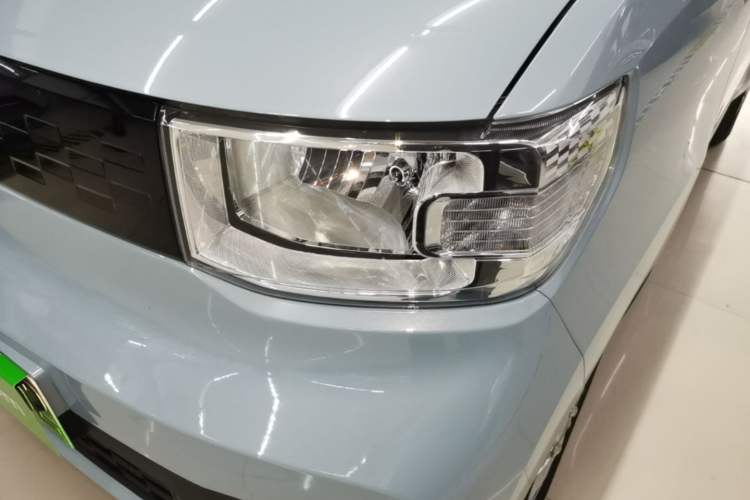 Used Wuling Hongguang MINIEV 2020 Freedom Version Lithium Iron Phosphate Left Front Headlight