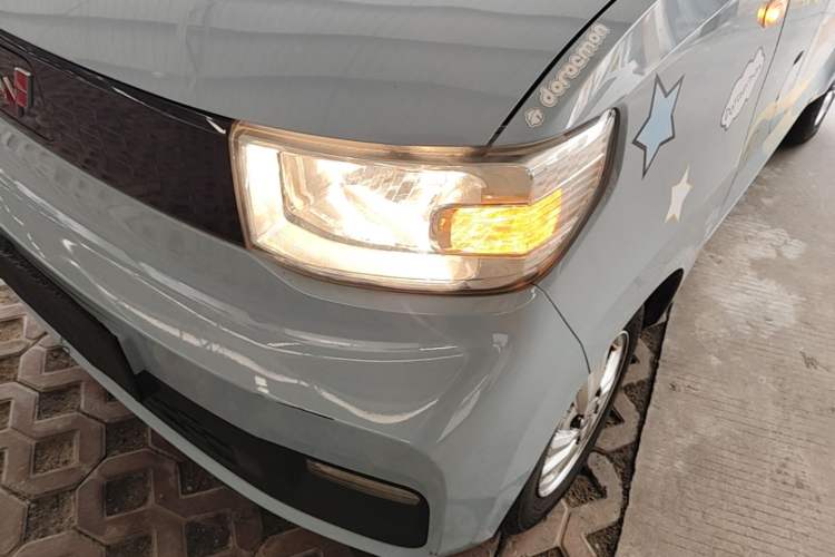 Used Wuling Hongguang MINIEV 2020 Zizai Version Lithium-NMC Left Front Headlight
