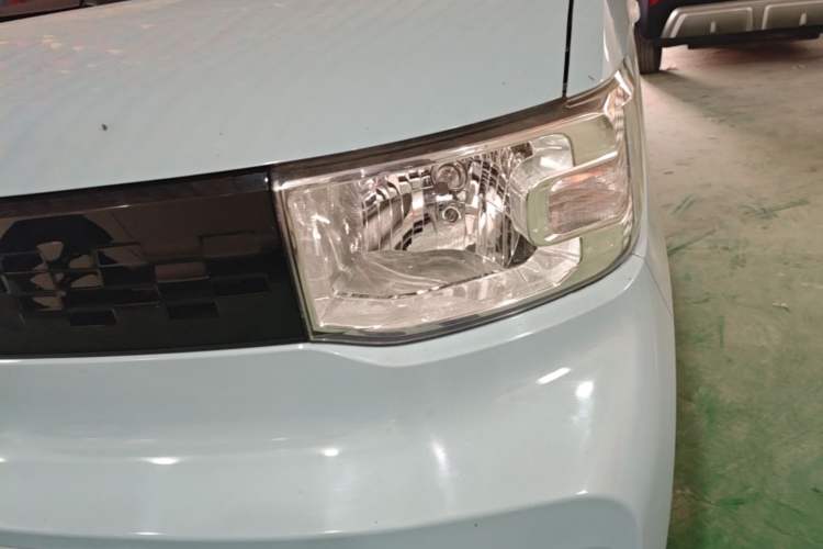 Used Wuling Hongguang MINIEV 2020 Freedom Version Lithium Iron Phosphate Left Front Headlight