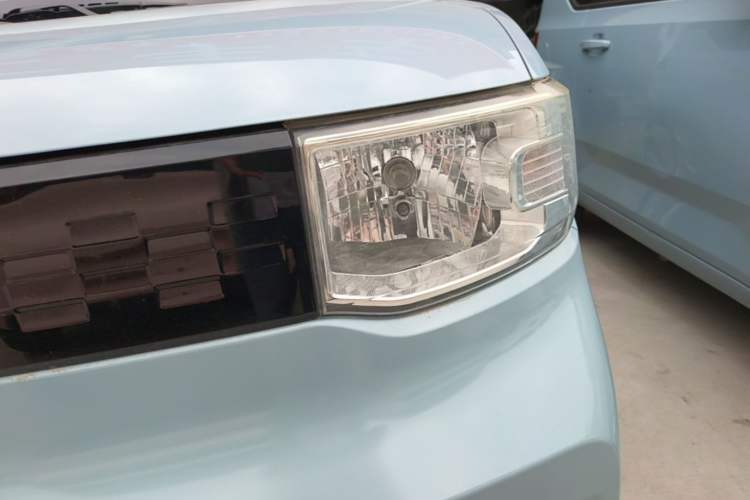 Used Wuling Hongguang MINIEV 2020 Freedom Version Lithium Iron Phosphate Left Front Headlight