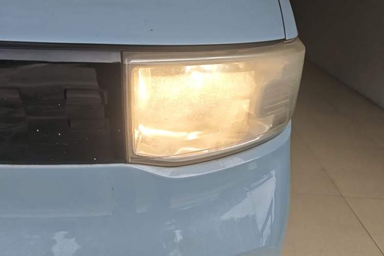 Used Wuling Hongguang MINIEV 2020 Enjoyment Model Lithium Iron Phosphate Left Front Headlight
