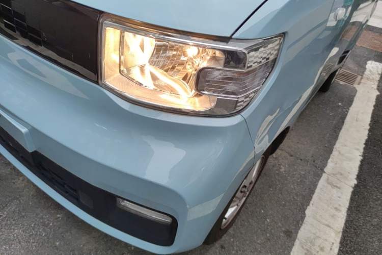 Used Wuling Hongguang MINIEV 2020 Freedom Version Lithium Iron Phosphate Left Front Headlight