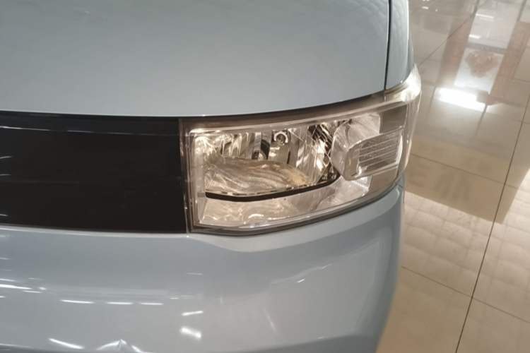 Used Wuling Hongguang MINIEV 2020 Enjoyment Model Lithium Iron Phosphate Left Front Headlight