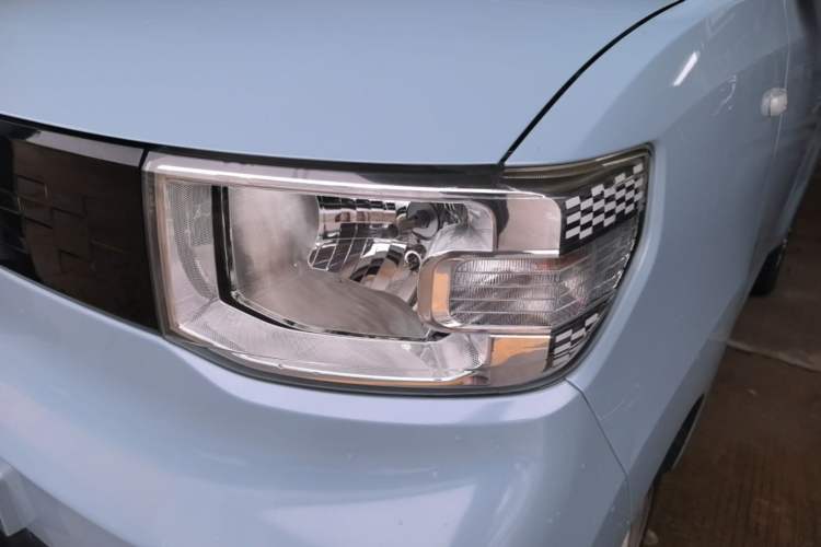 Used Wuling Hongguang MINIEV 2020 Freedom Version Lithium Iron Phosphate Left Front Headlight