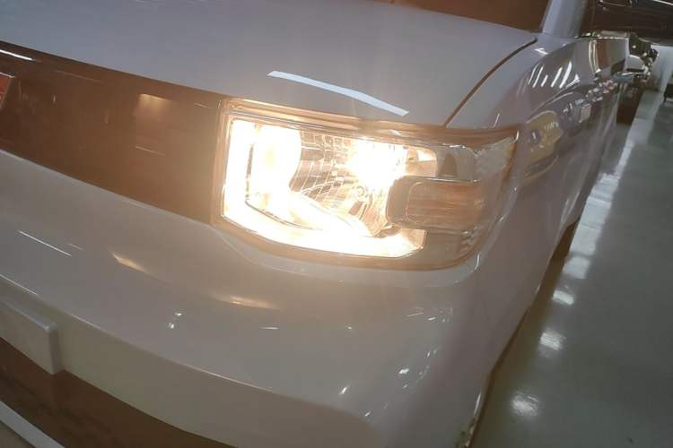 Used Wuling Hongguang MINIEV 2020 Enjoyment Model Lithium Iron Phosphate Left Front Headlight