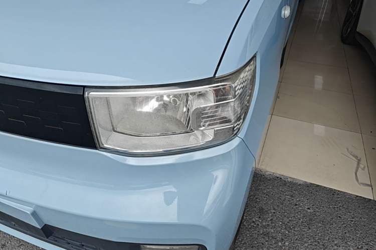 Used Wuling Hongguang MINIEV 2020 Freedom Version Lithium Iron Phosphate Left Front Headlight