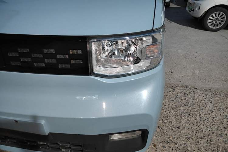 Used Wuling Hongguang MINIEV 2020 Zizai Version Lithium-NMC Left Front Headlight