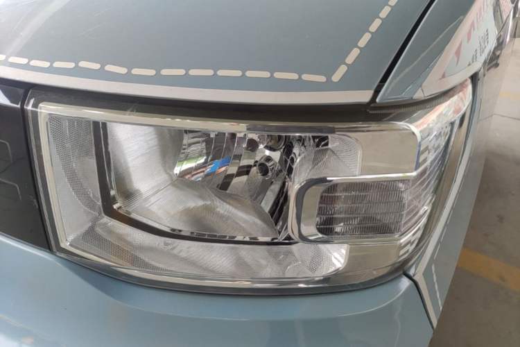 Used Wuling Hongguang MINIEV 2020 Zizai Version Lithium-NMC Left Front Headlight
