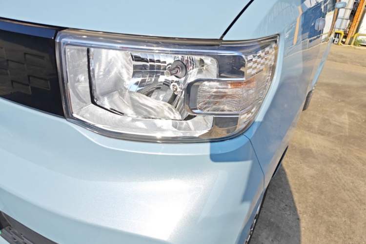 Used Wuling Hongguang MINIEV 2020 Lite Version Lithium Iron Phosphate Left Front Headlight