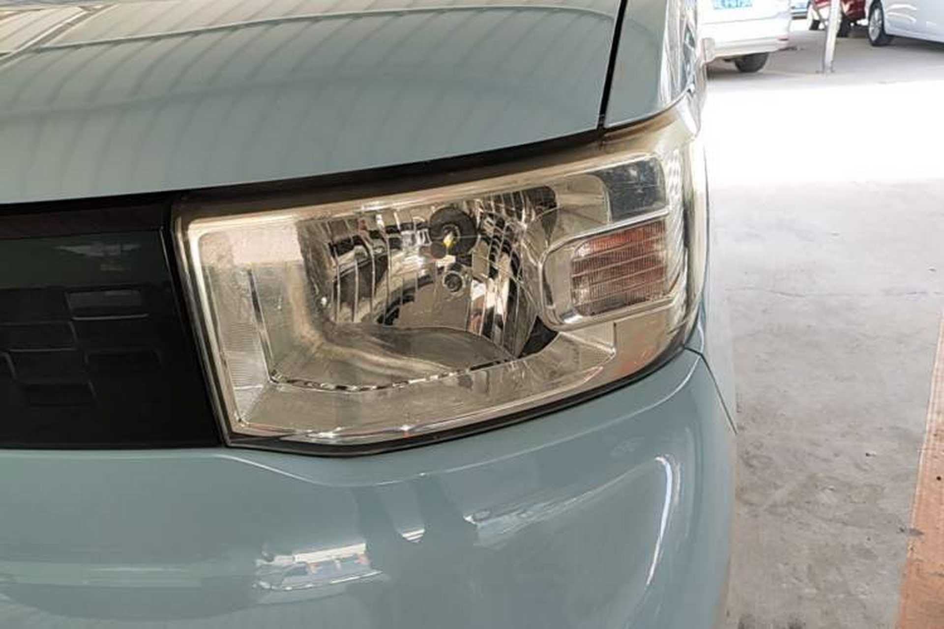 Used Wuling Hongguang MINIEV 2020 Freedom Version Lithium Iron Phosphate Left Front Headlight