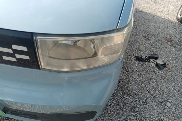 Used Wuling Hongguang MINIEV 2020 Freedom Version Lithium Iron Phosphate Left Front Headlight