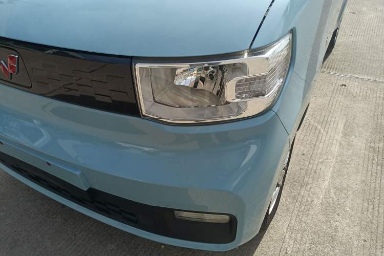 Used Wuling Hongguang MINIEV 2020 Freedom Version Lithium Iron Phosphate Left Front Headlight