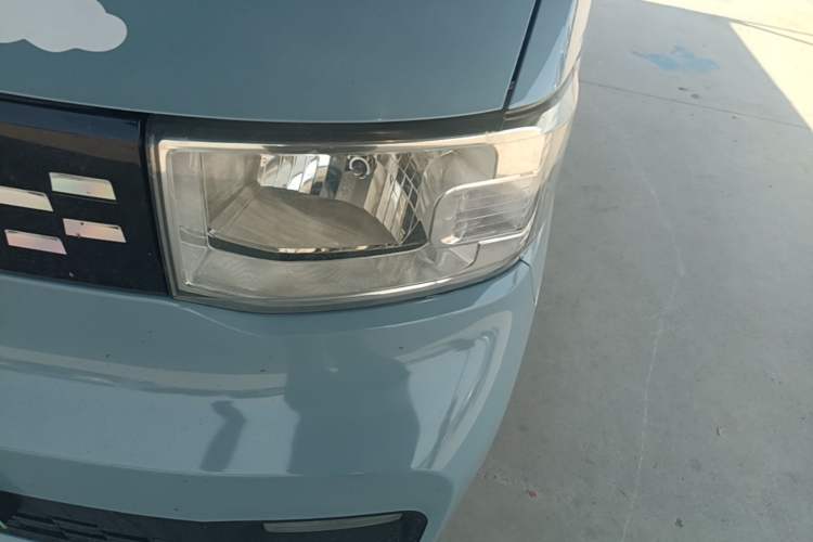 Used Wuling Hongguang MINIEV 2020 Freedom Version Lithium Iron Phosphate Left Front Headlight