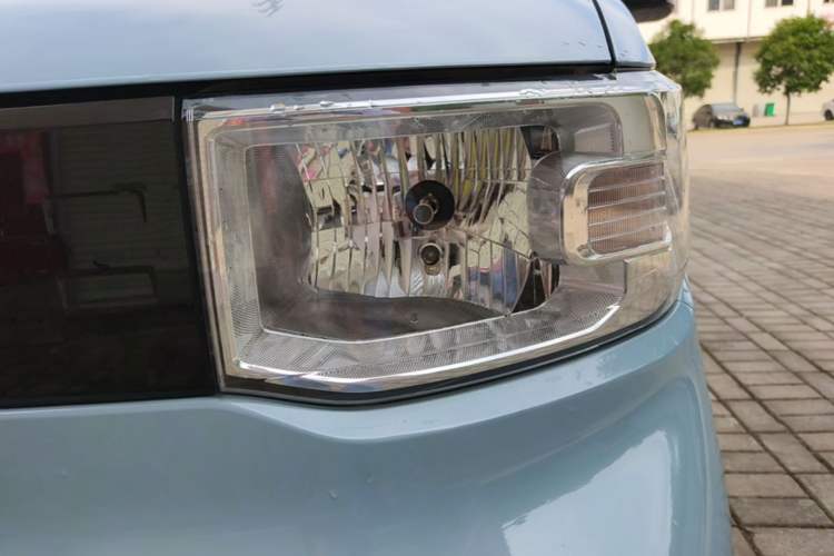 Used Wuling Hongguang MINIEV 2020 Freedom Version Lithium Iron Phosphate Left Front Headlight