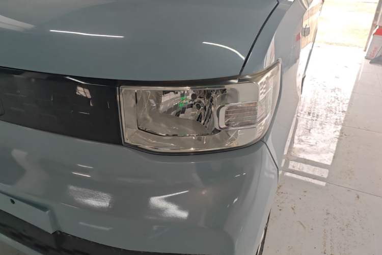 Used Wuling Hongguang MINIEV 2020 Freedom Version Lithium Iron Phosphate Left Front Headlight
