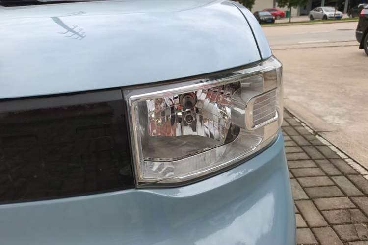 Used Wuling Hongguang MINIEV 2020 Enjoyment Model Lithium Iron Phosphate Left Front Headlight