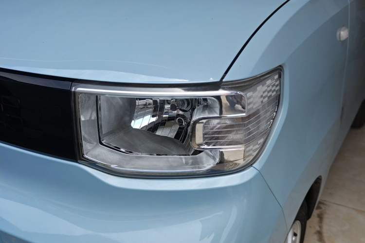 Used Wuling Hongguang MINIEV 2020 Freedom Version Lithium Iron Phosphate Left Front Headlight