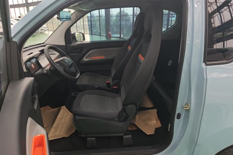 Used Wuling Hongguang MINIEV 2020 Freedom Version Lithium Iron Phosphate Left Front Seat
