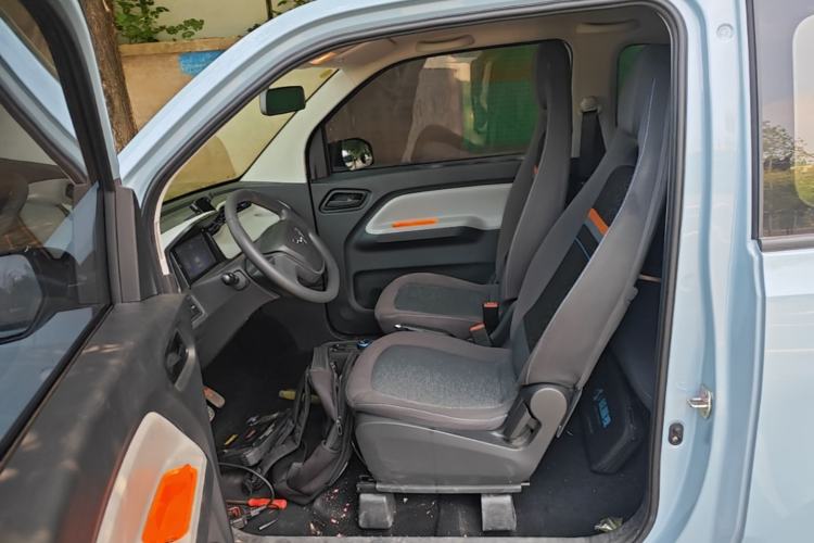 Used Wuling Hongguang MINIEV 2020 Enjoy Edition Lithium-Ion Battery Left Front Seat