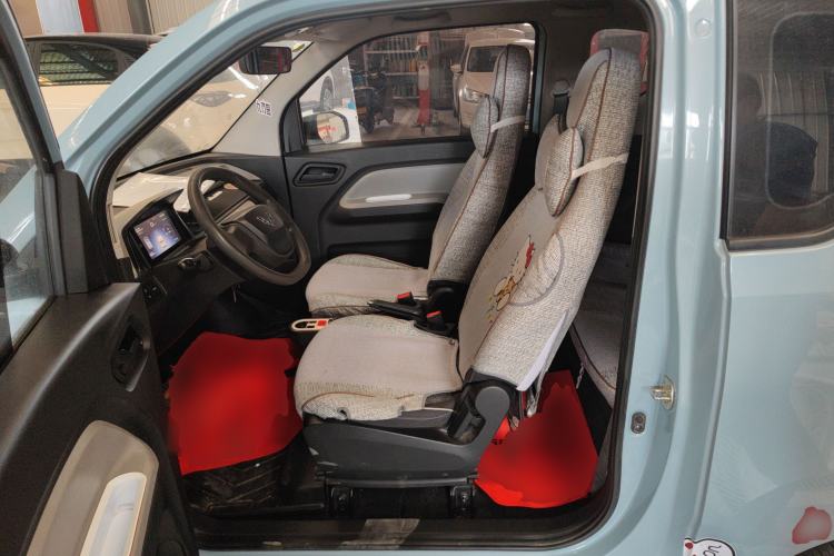 Used Wuling Hongguang MINIEV 2020 Freedom Version Lithium Iron Phosphate Left Front Seat