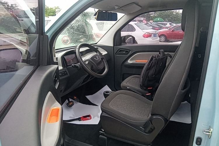 Used Wuling Hongguang MINIEV 2020 Freedom Version Lithium Iron Phosphate Left Front Seat