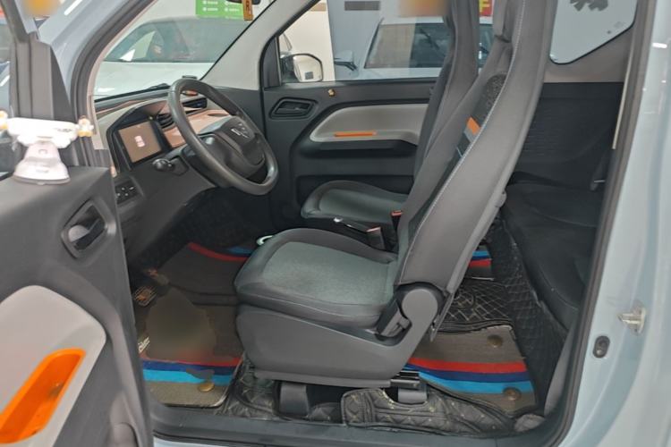Used Wuling Hongguang MINIEV 2020 Freedom Version Lithium Iron Phosphate Left Front Seat